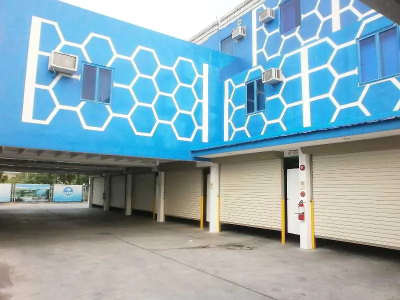 Hotel Dream World Las Piñas